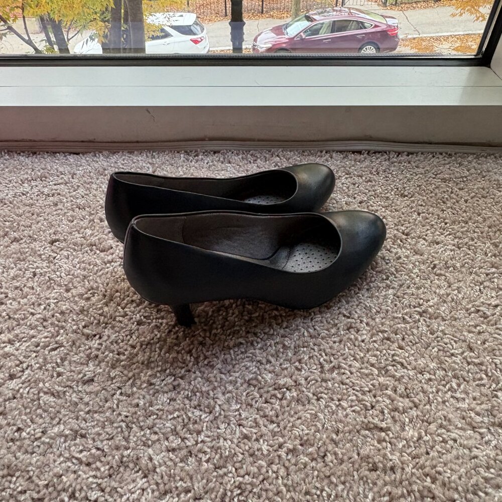 Navy Life Stride Heels - Picture 3 of 6